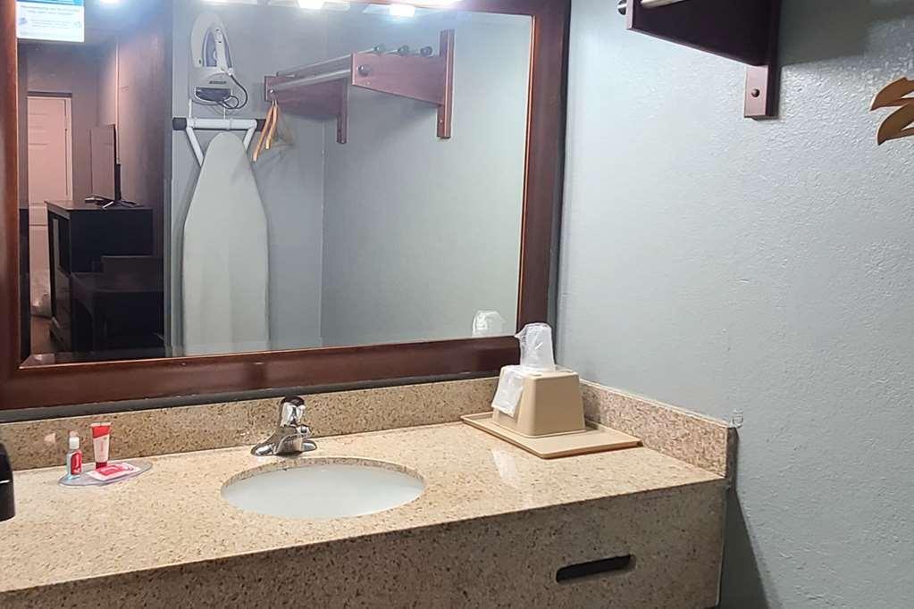 Econo Lodge Forest City Quarto foto